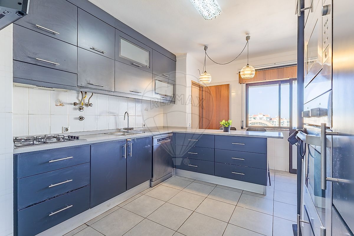 Apartamento T3 à venda em Faro
