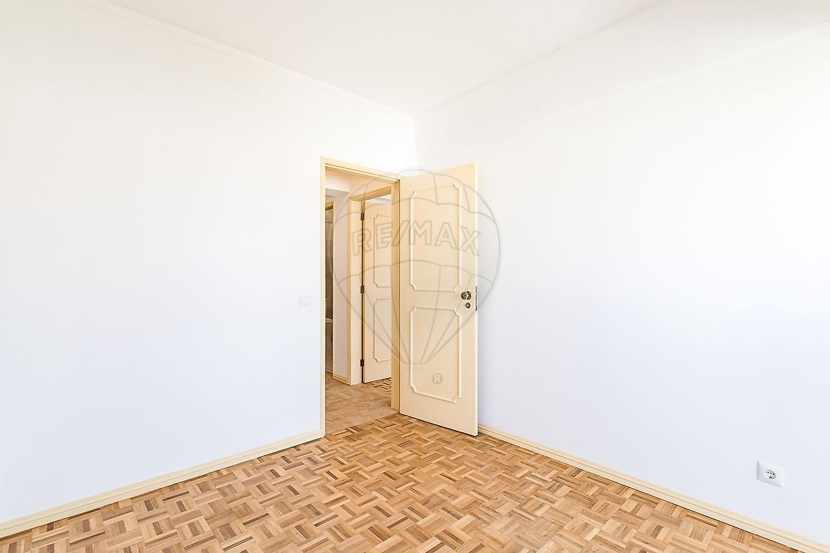 Apartamento T4 à venda em Faro (Sé e São Pedro), Faro — foto 18