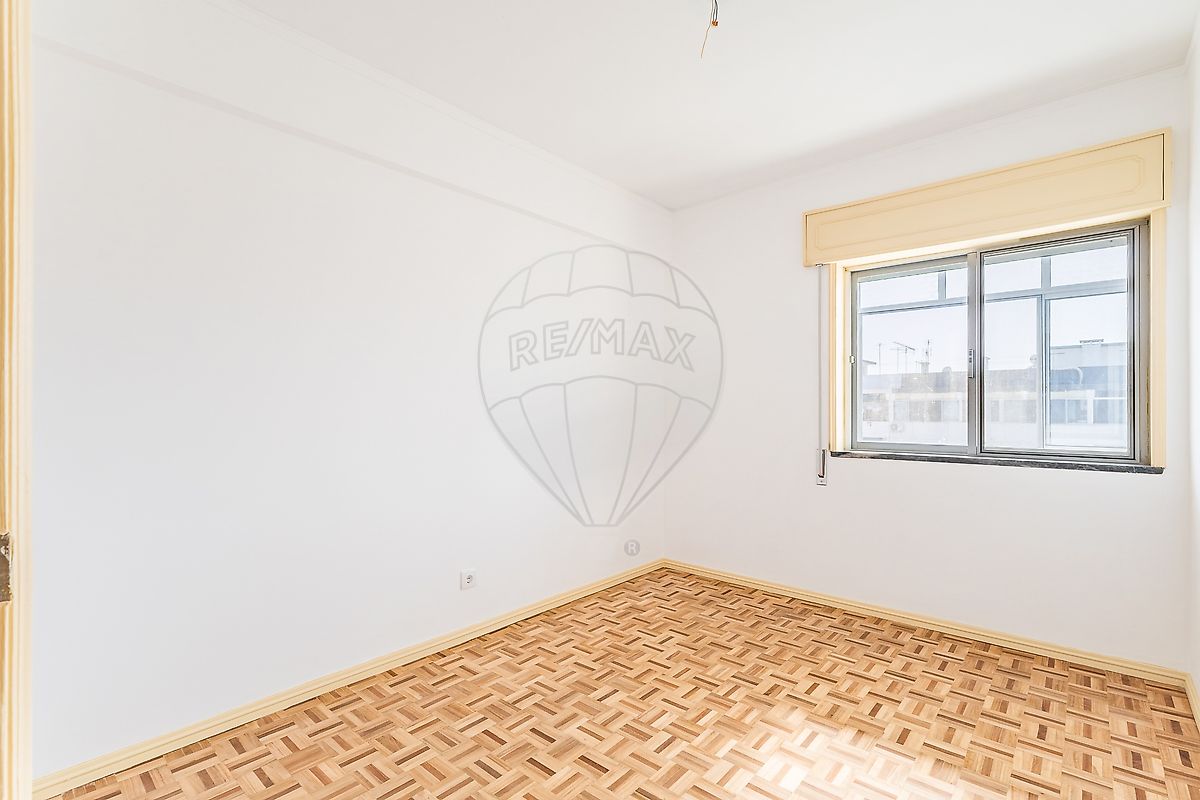 Apartamento T4 à venda em Faro (Sé e São Pedro), Faro — foto 7