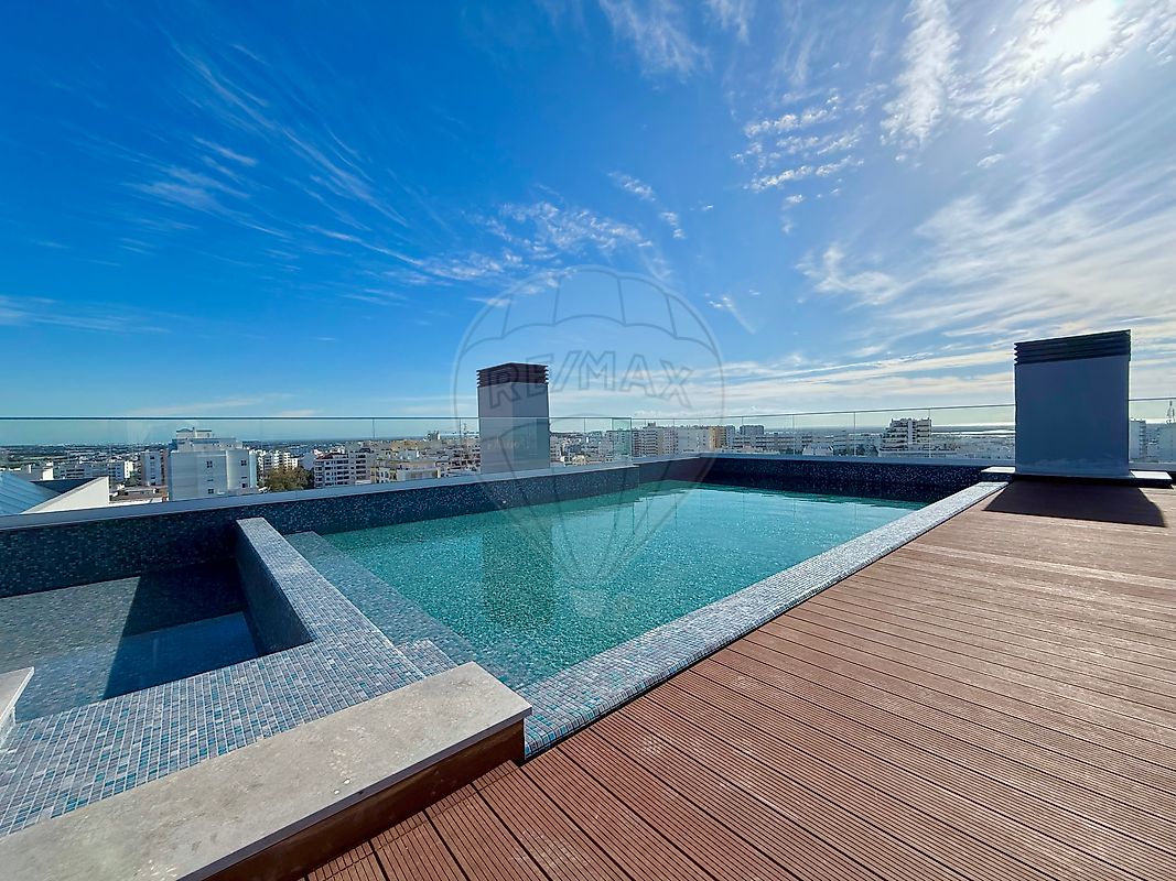 Apartamento T3 à venda em Faro