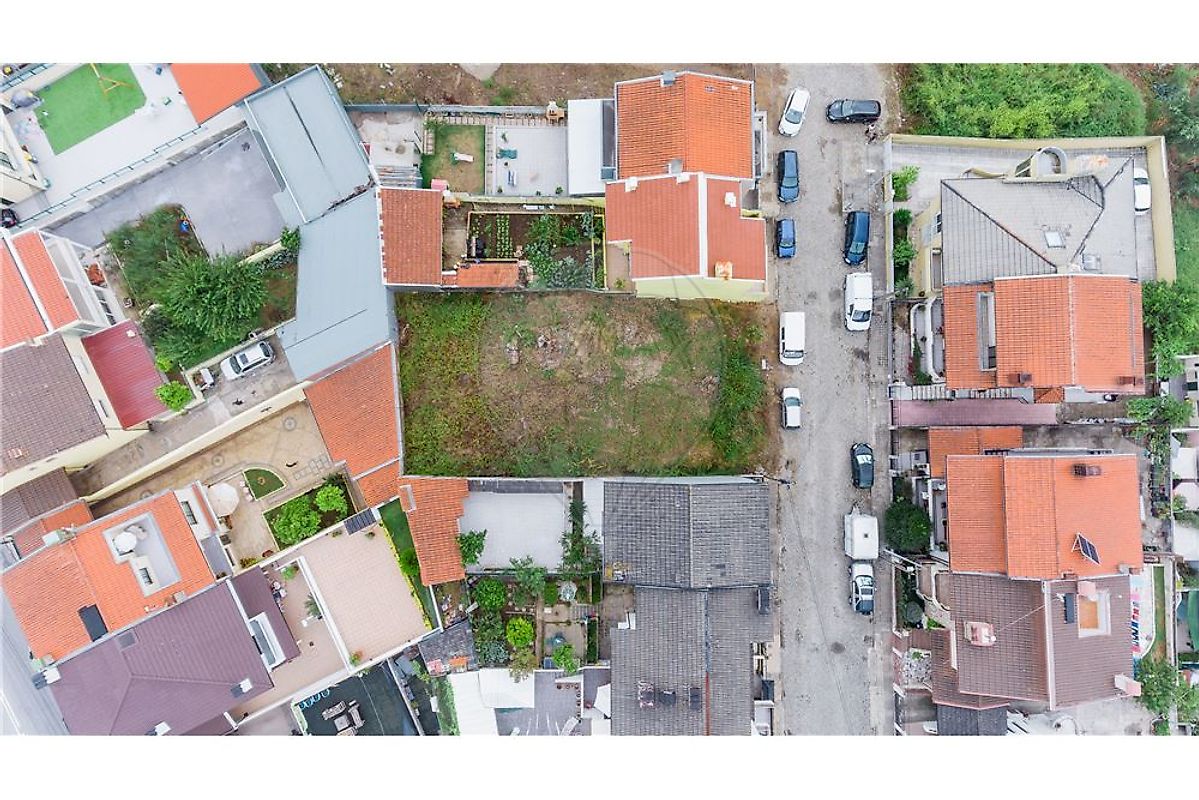 Land for sale in Gondomar, Portugal — €100,000