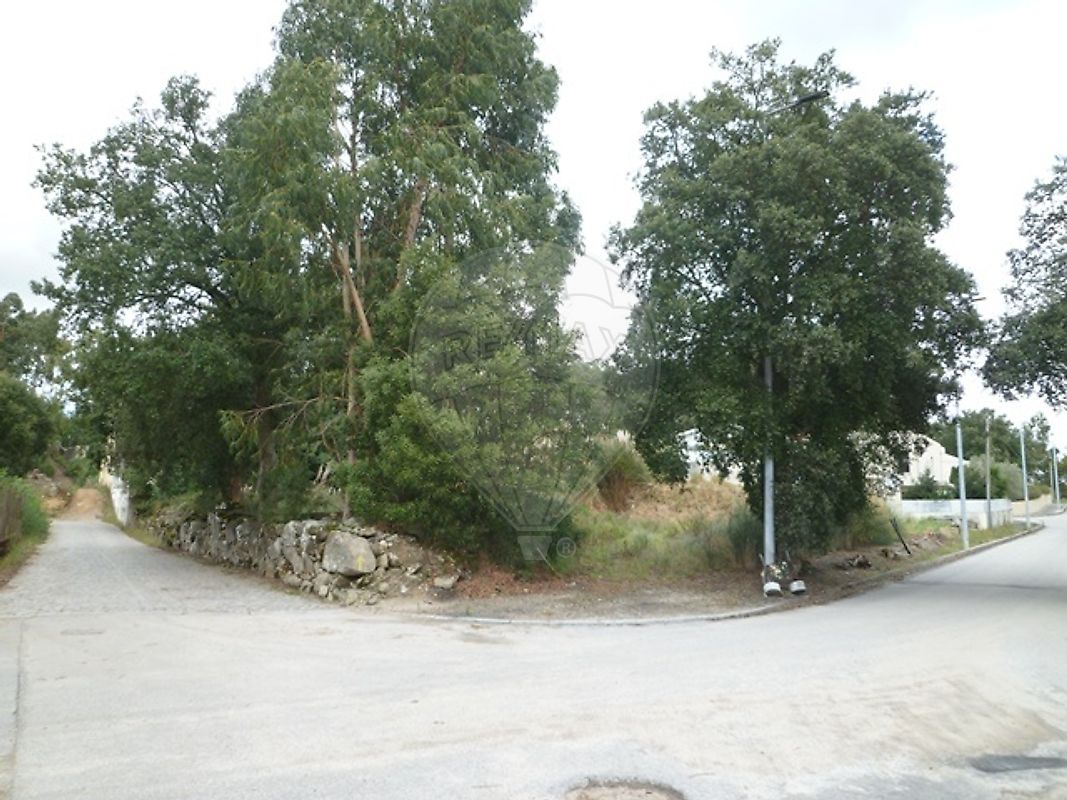 Land for sale in Vila Nova de Gaia, Portugal — €89,000