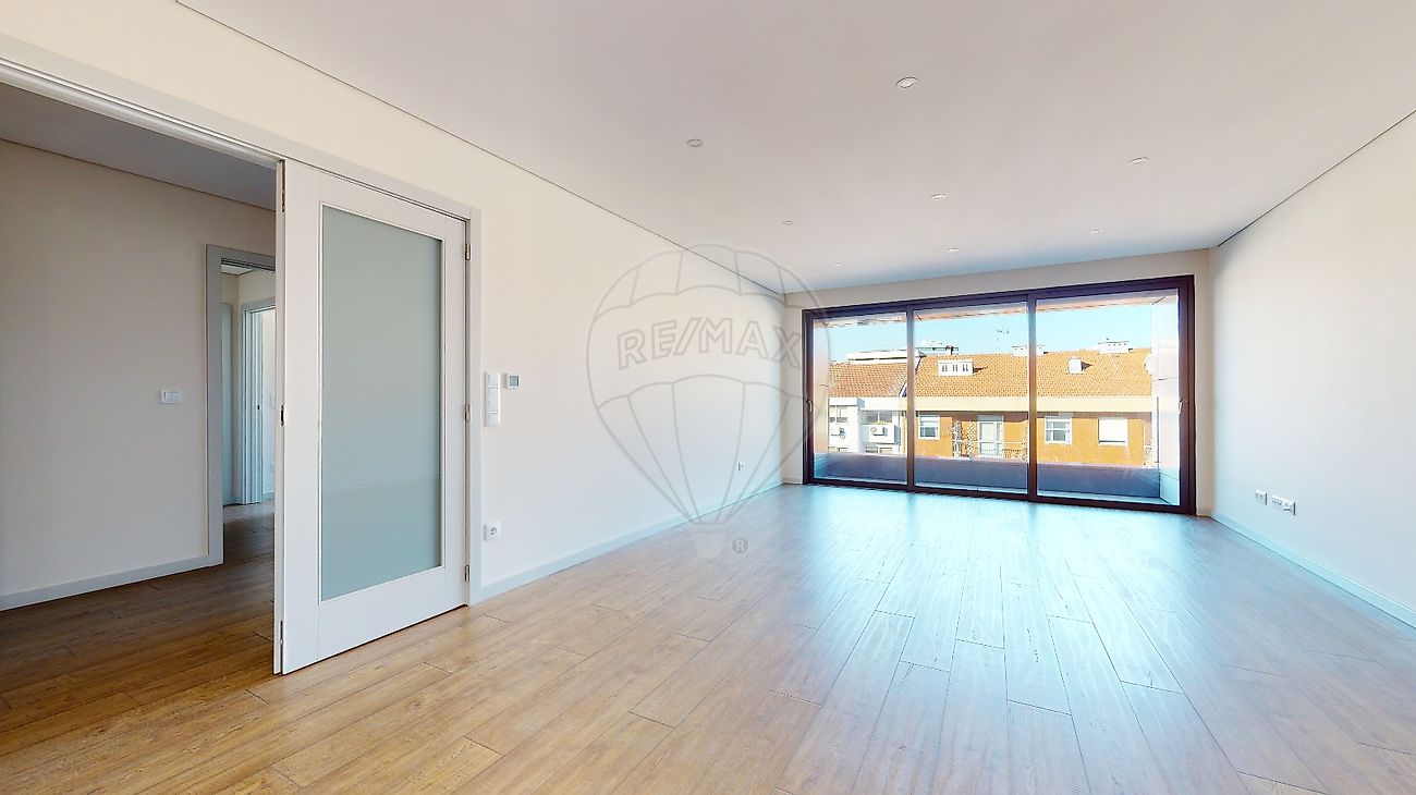 Apartamento T3 à venda em Porto