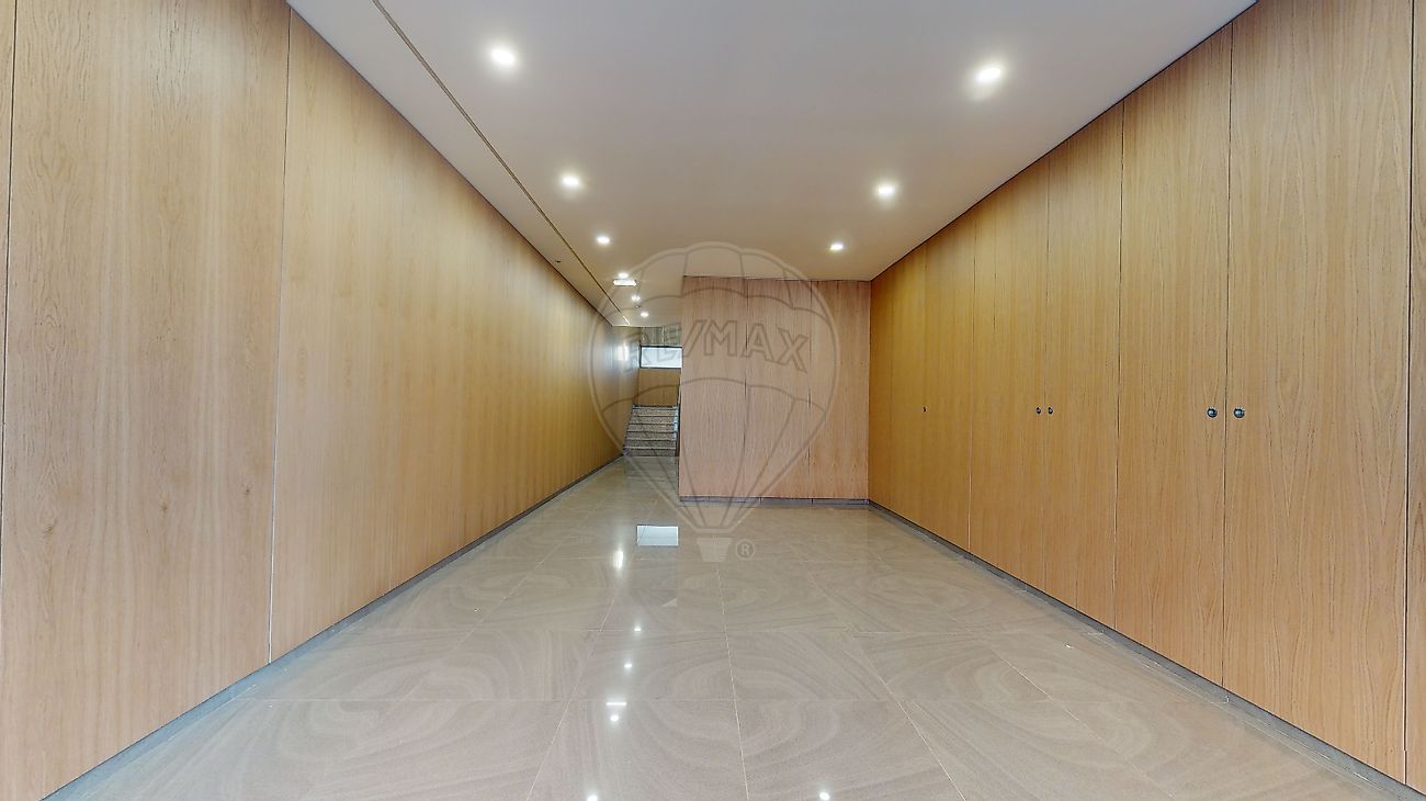 Apartamento T3 à venda em Porto