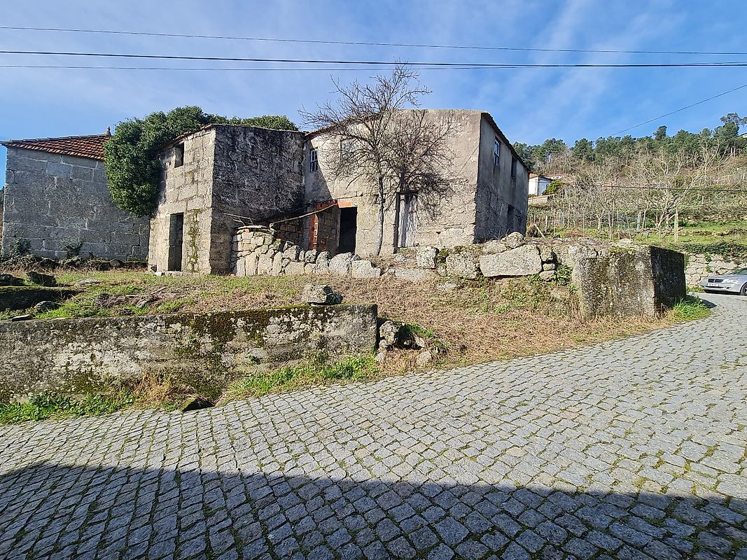 Terreno T2 - Valadares, Baião, Porto