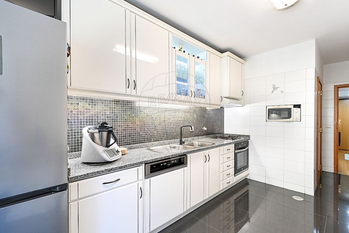 listing 123571046-1045 picture-0