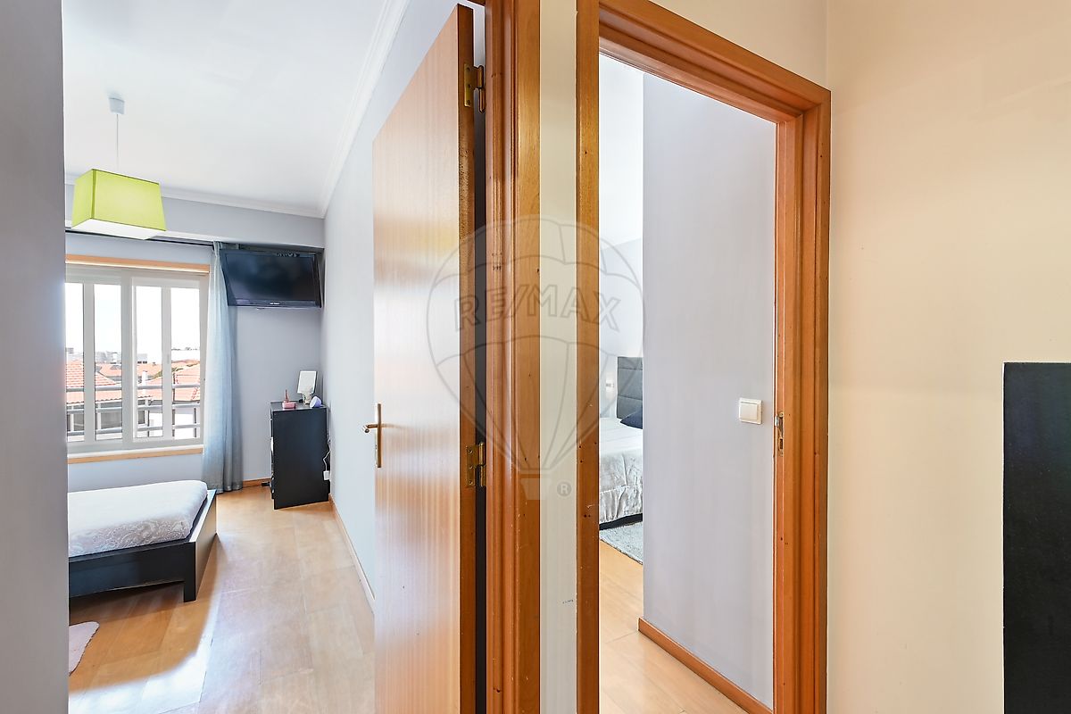 listing 123571046-1045 picture-0