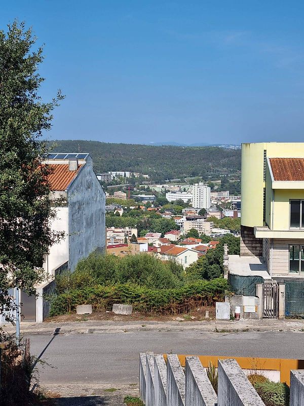 Land for sale in Valongo, Portugal — €66,000