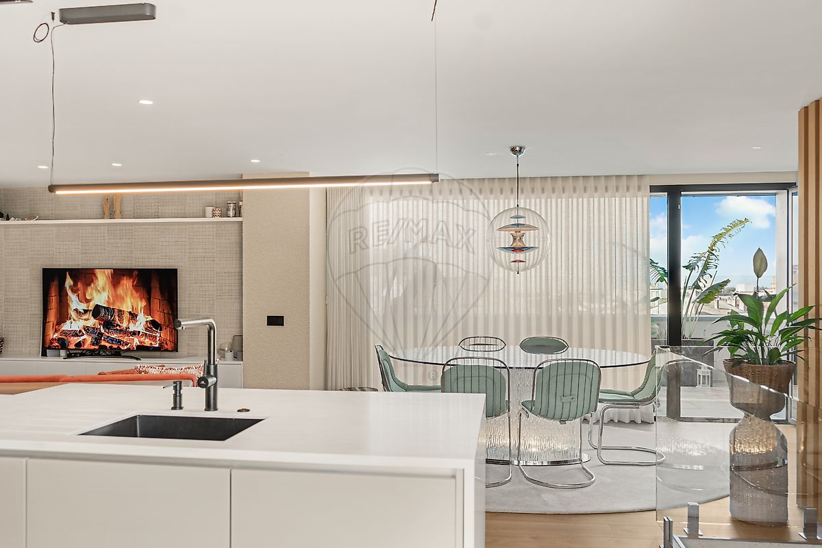 Apartamento T3 à venda em Porto