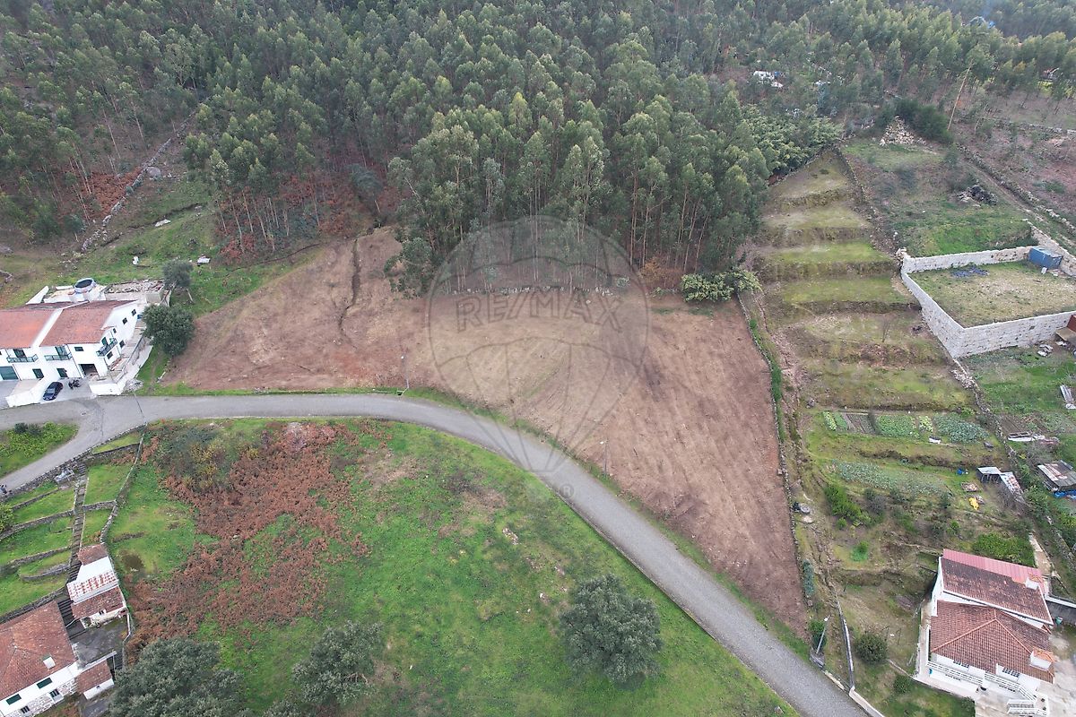 Terreno - Rebordões, Santo Tirso, Porto