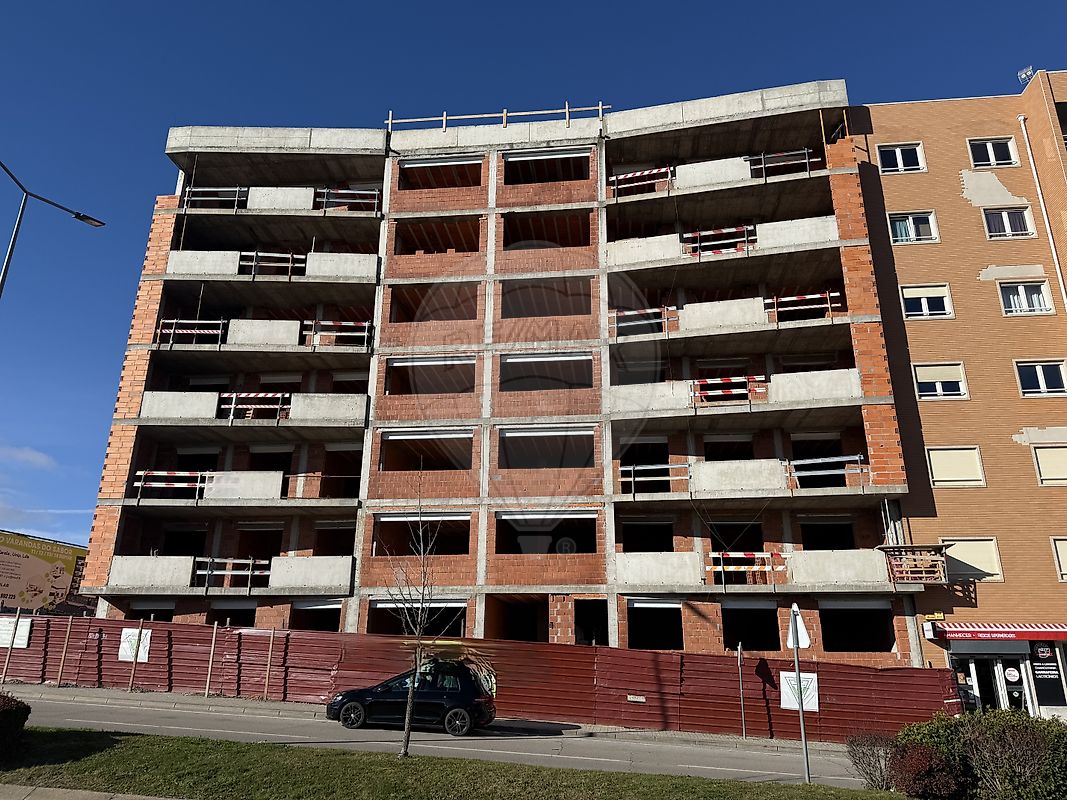Apartamento T1 à venda em Bragança