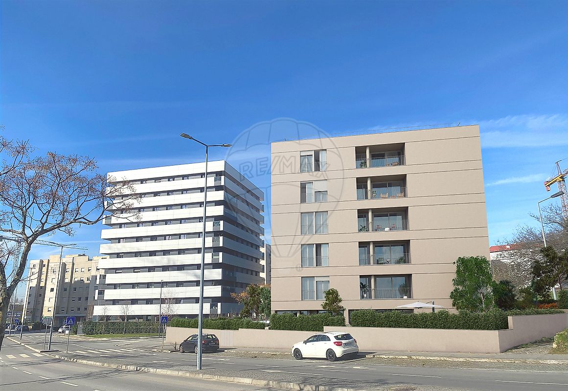 Apartamento T3 à venda em Porto
