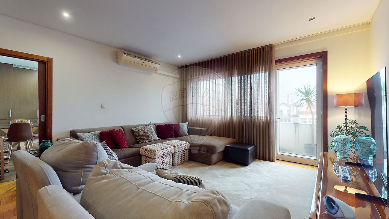 Apartamento T3 à venda em Porto