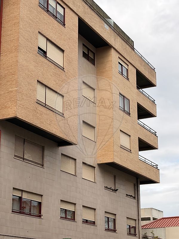 Apartamento T3 à venda em Porto