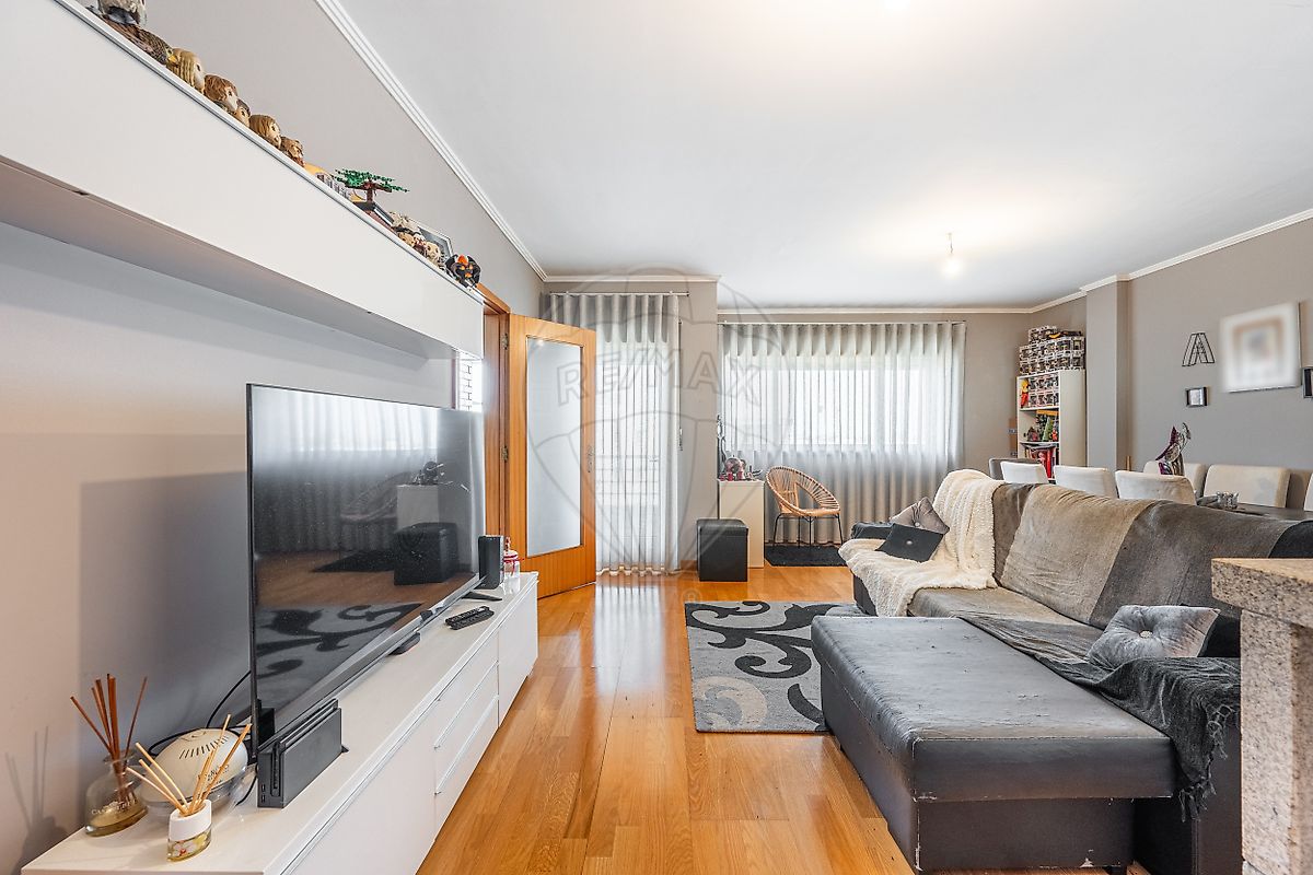 Apartamento T3 à venda em Santa Maria da Feira
