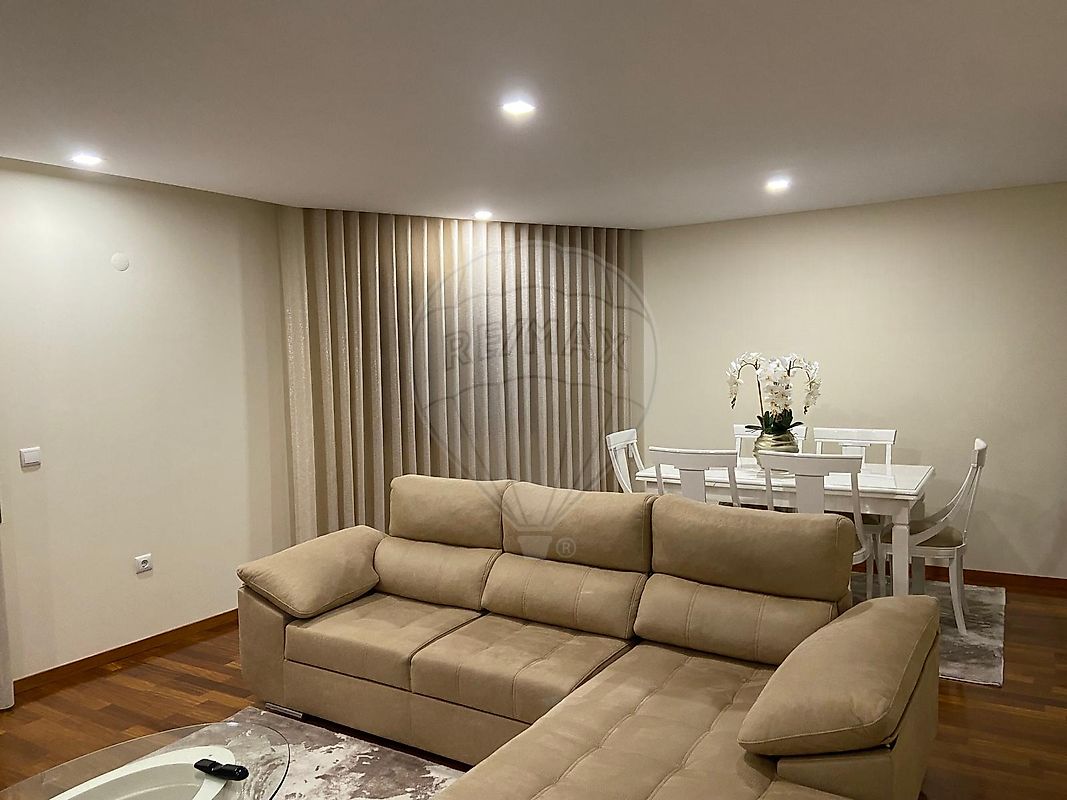 Apartamento T3 à venda em Paços de Ferreira