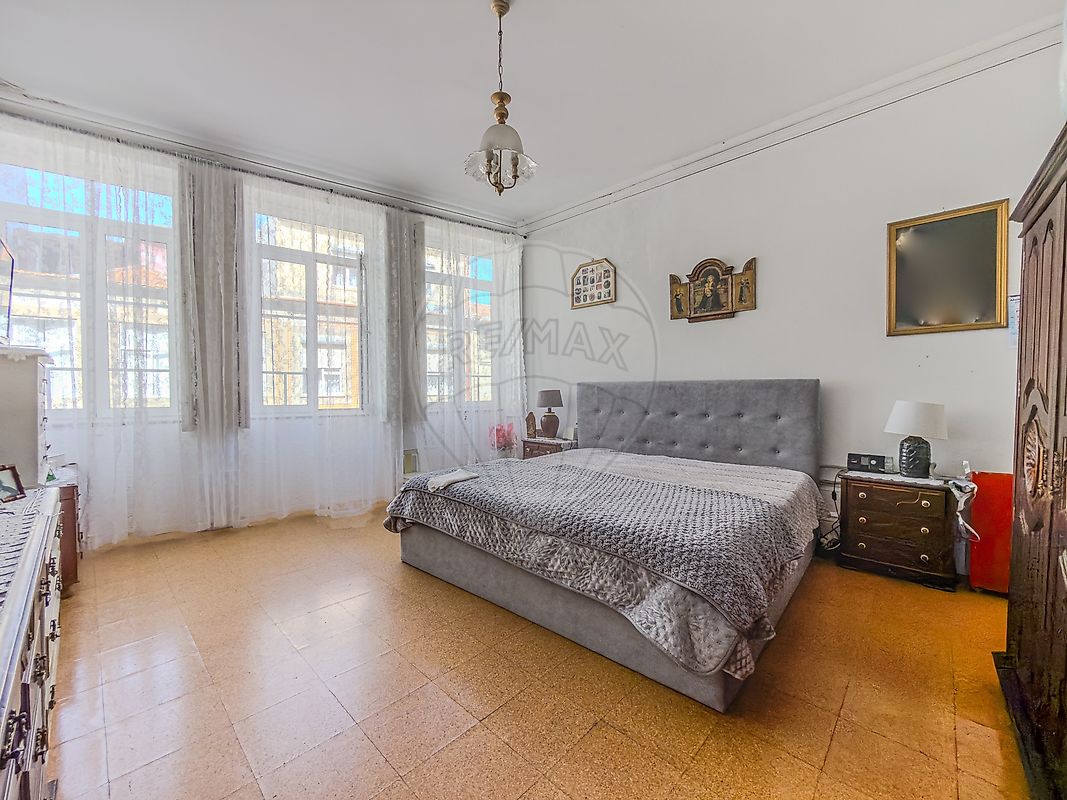 Prédio à venda em Porto