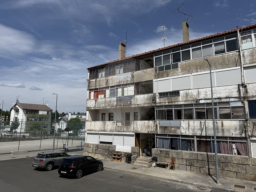 Apartamento - Sé, Santa Maria e Meixedo, Bragança, Bragança