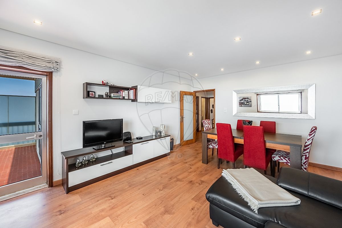 Apartamento T3 à venda em Vila Nova de Gaia