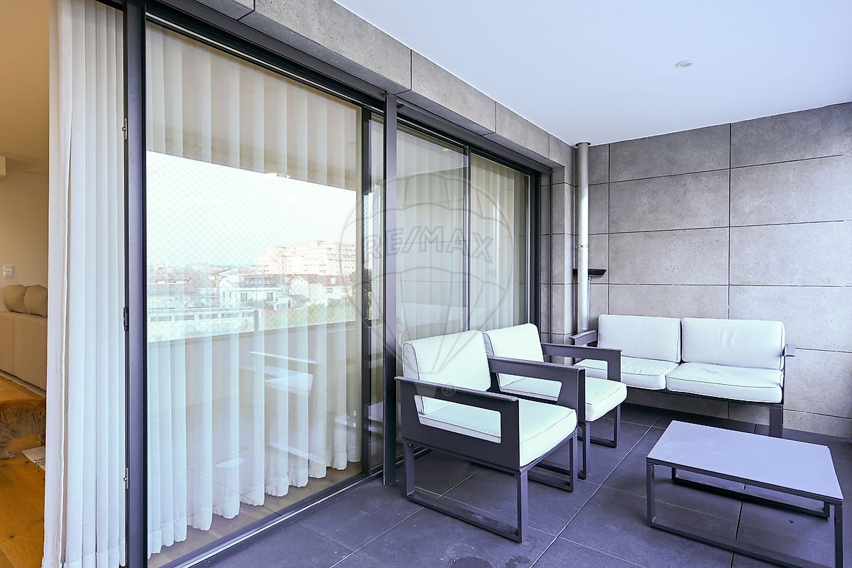 Apartamento T3 à venda em Vila Nova de Gaia