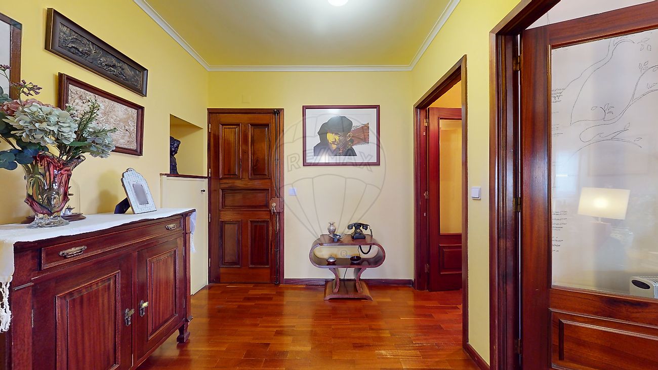 Apartamento T3 à venda em Porto