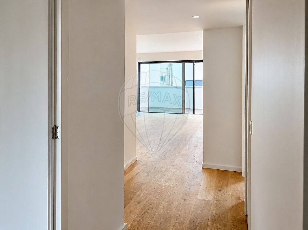 Apartamento T2 para arrendar em Porto
