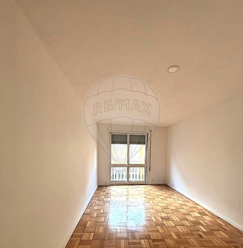 Apartamento T1 à venda em Paranhos, Porto — foto 3