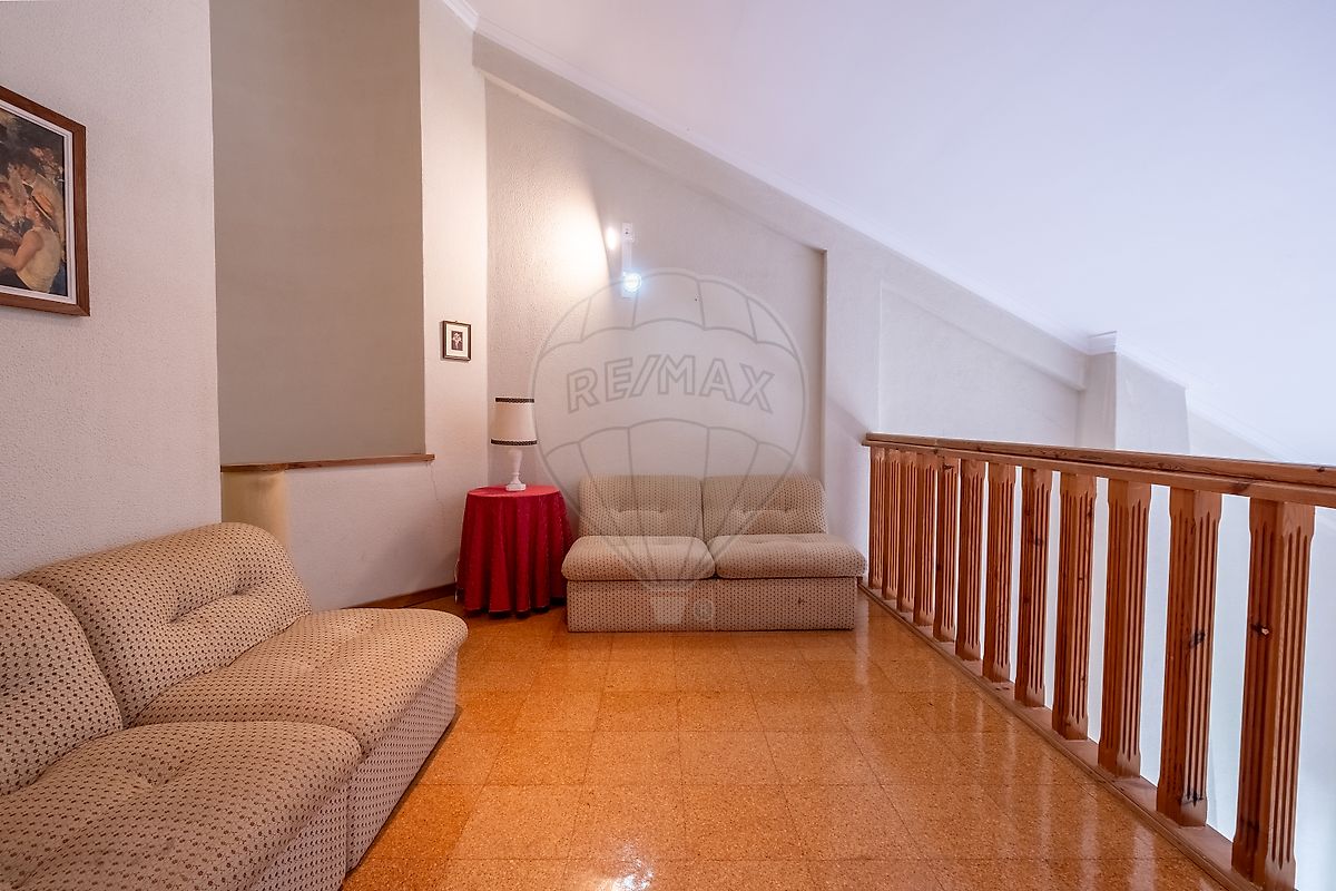 listing 123601154-59 picture-0