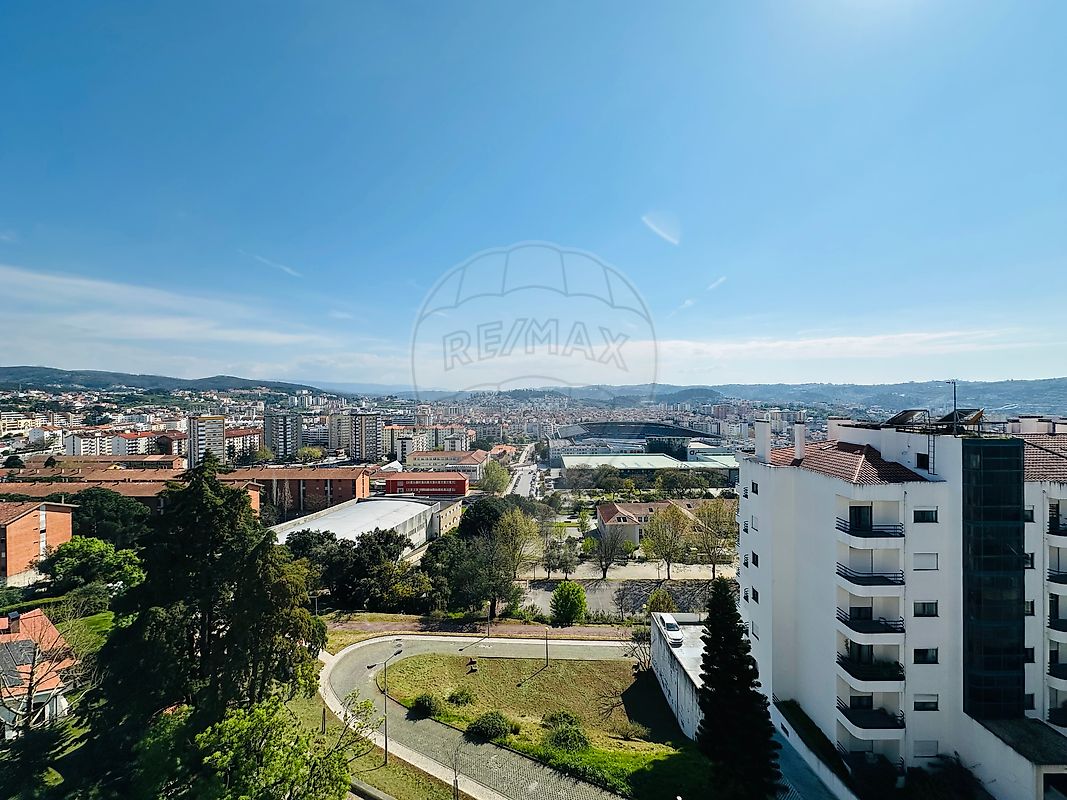 Apartamento T4 à venda em Coimbra