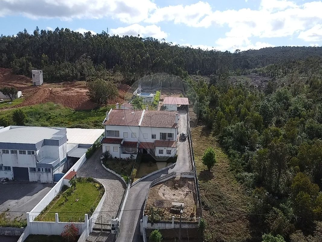 Moradia T5 à venda em Coimbra