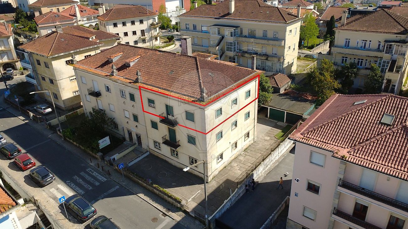 Apartamento T5 à venda em Coimbra