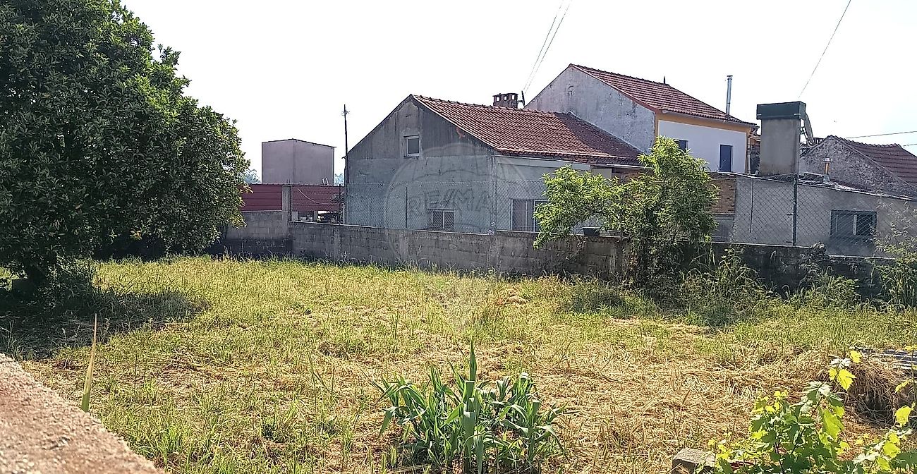 Terreno à venda em Coimbra