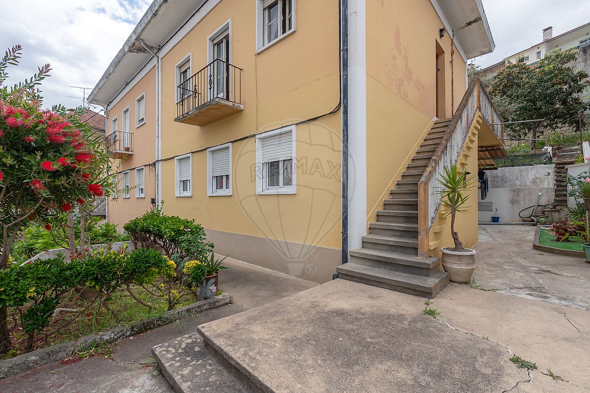 Apartamento T6 à venda em Coimbra