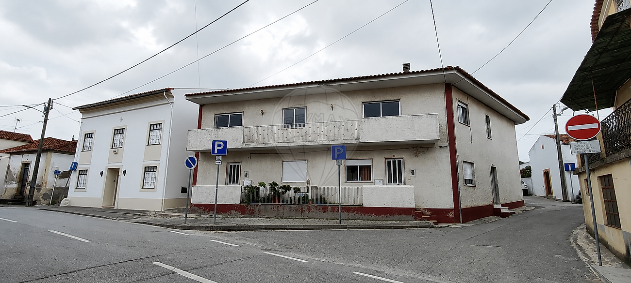 Apartamento T4 para arrendar em Coimbra
