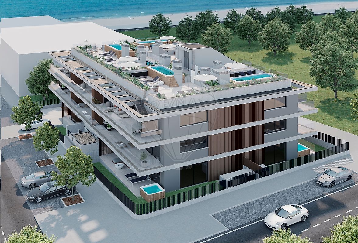 Apartamento T4 à venda em Vila Nova de Gaia