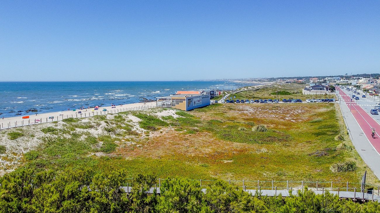 Land for sale in Vila Nova de Gaia, Portugal — €1,490,000
