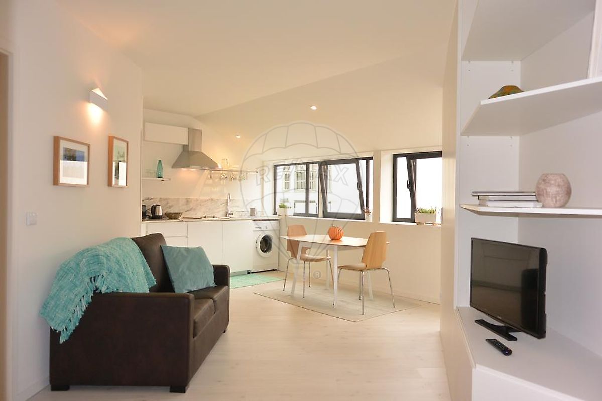 Apartamento T0 à venda em Porto