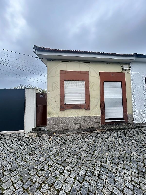 Moradia T2 para venda