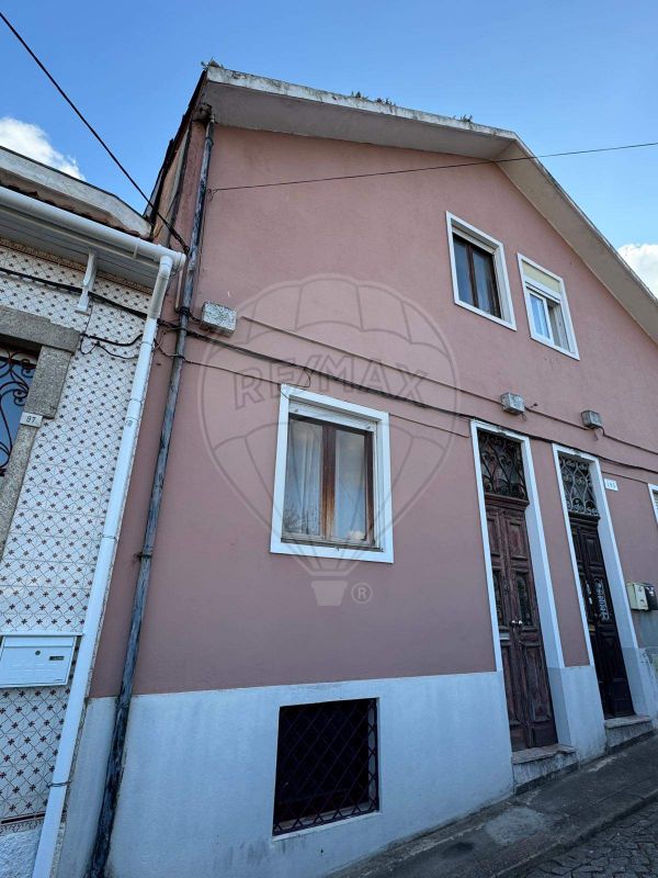 Moradia T2 para venda
