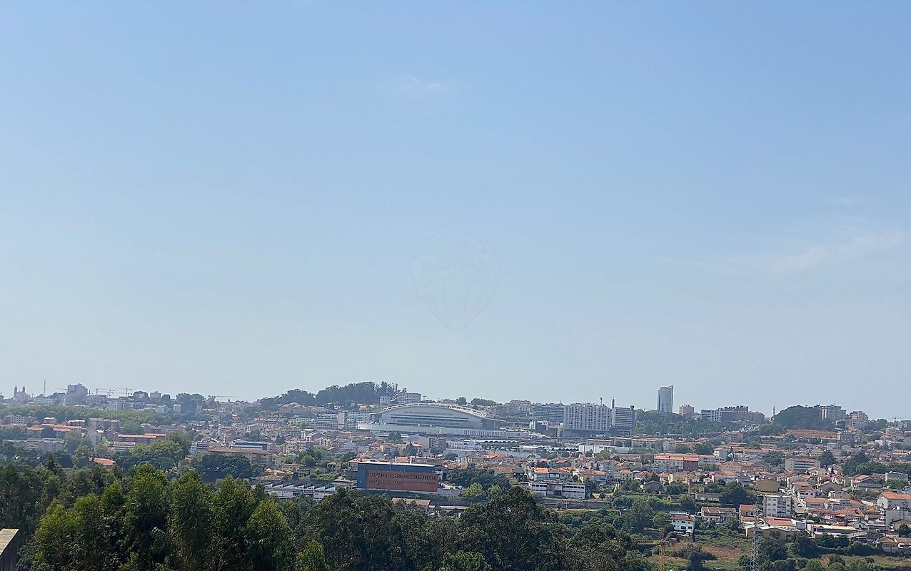 Land for sale in Gondomar, Portugal — €95,000