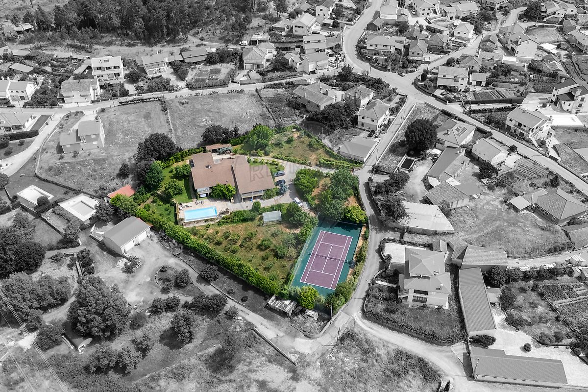 Moradia T4 à venda em Vila Real