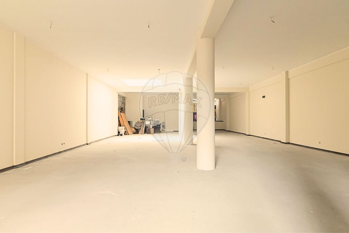 Apartamento à venda em Porto