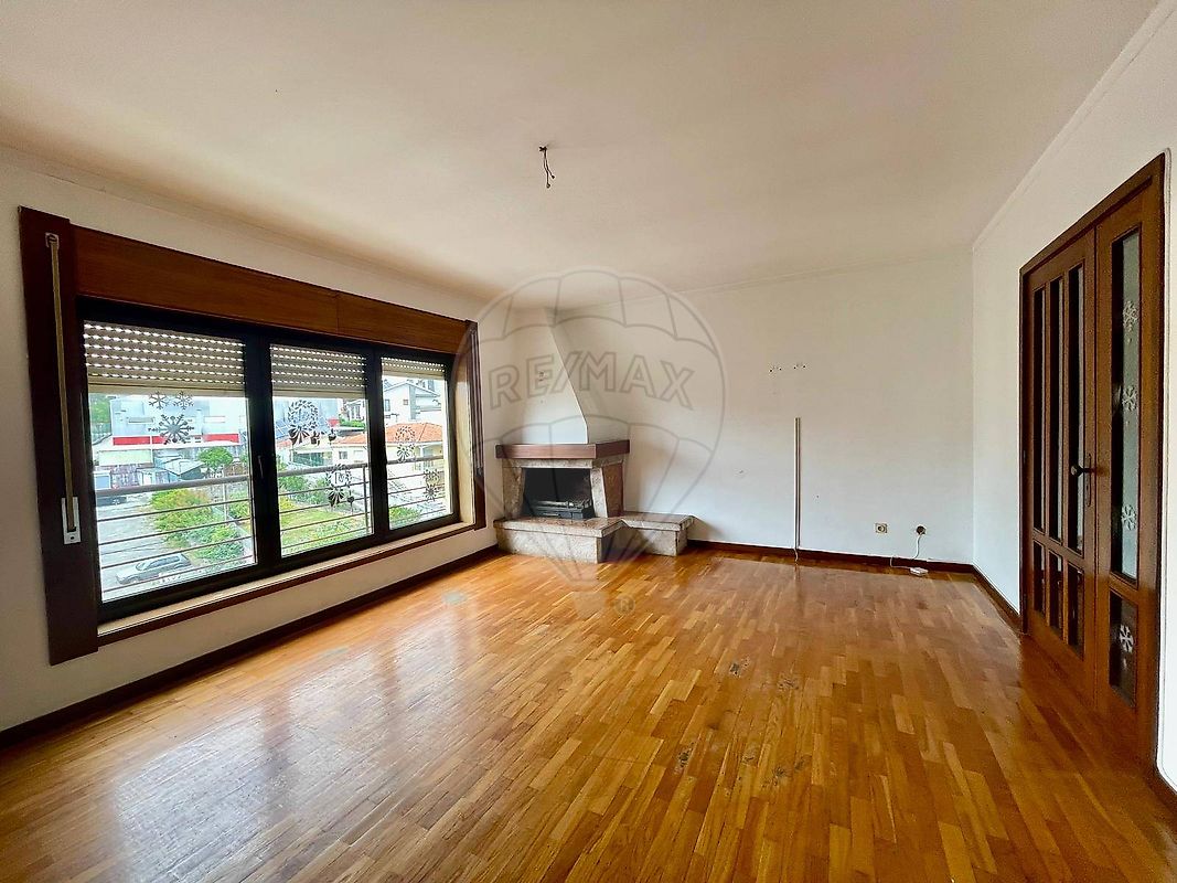 Apartamento T3 à venda em Fânzeres e São Pedro da Cova, Gondomar — foto 11