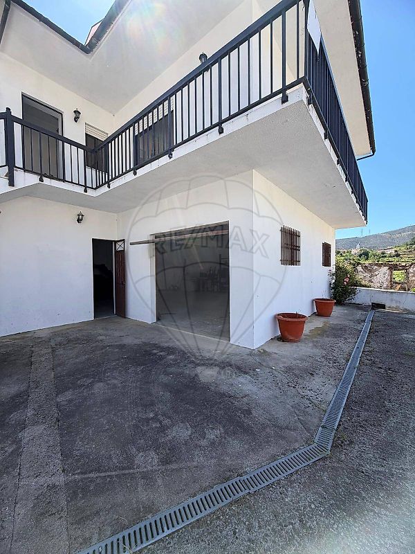 Moradia - Nespereira, Cinfães, Viseu