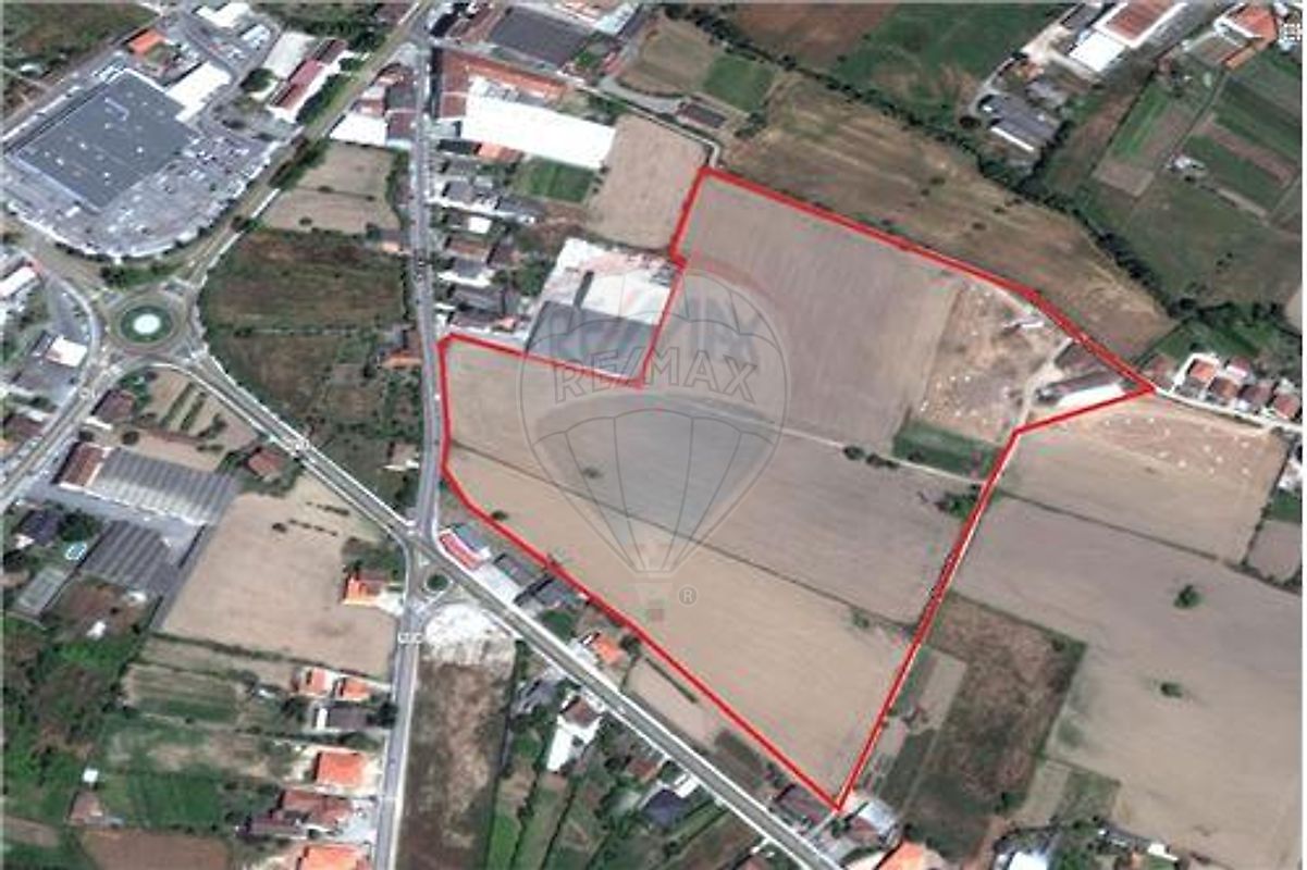 Terreno  à venda em Chaves
