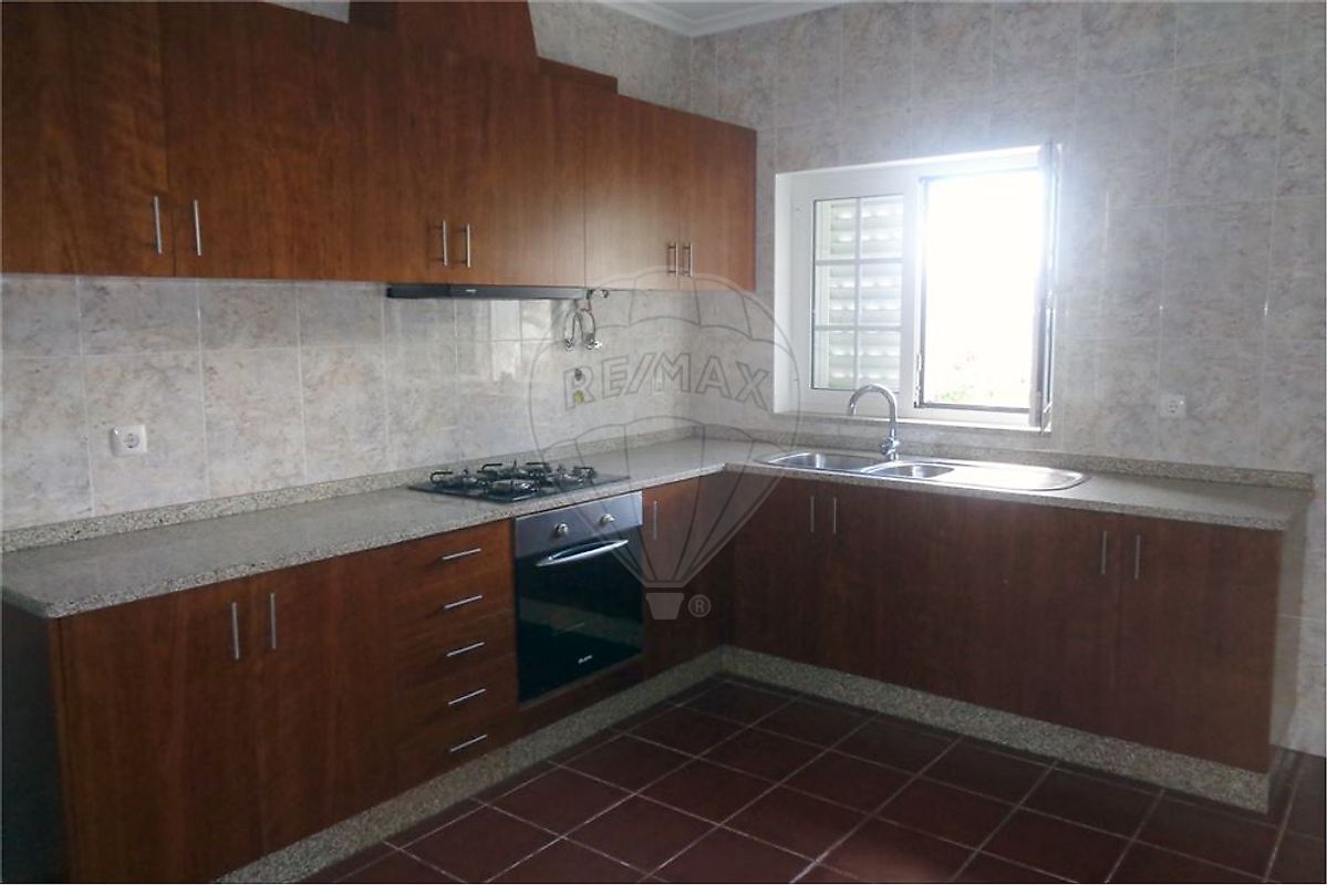 Moradia T2 à venda em Chaves
