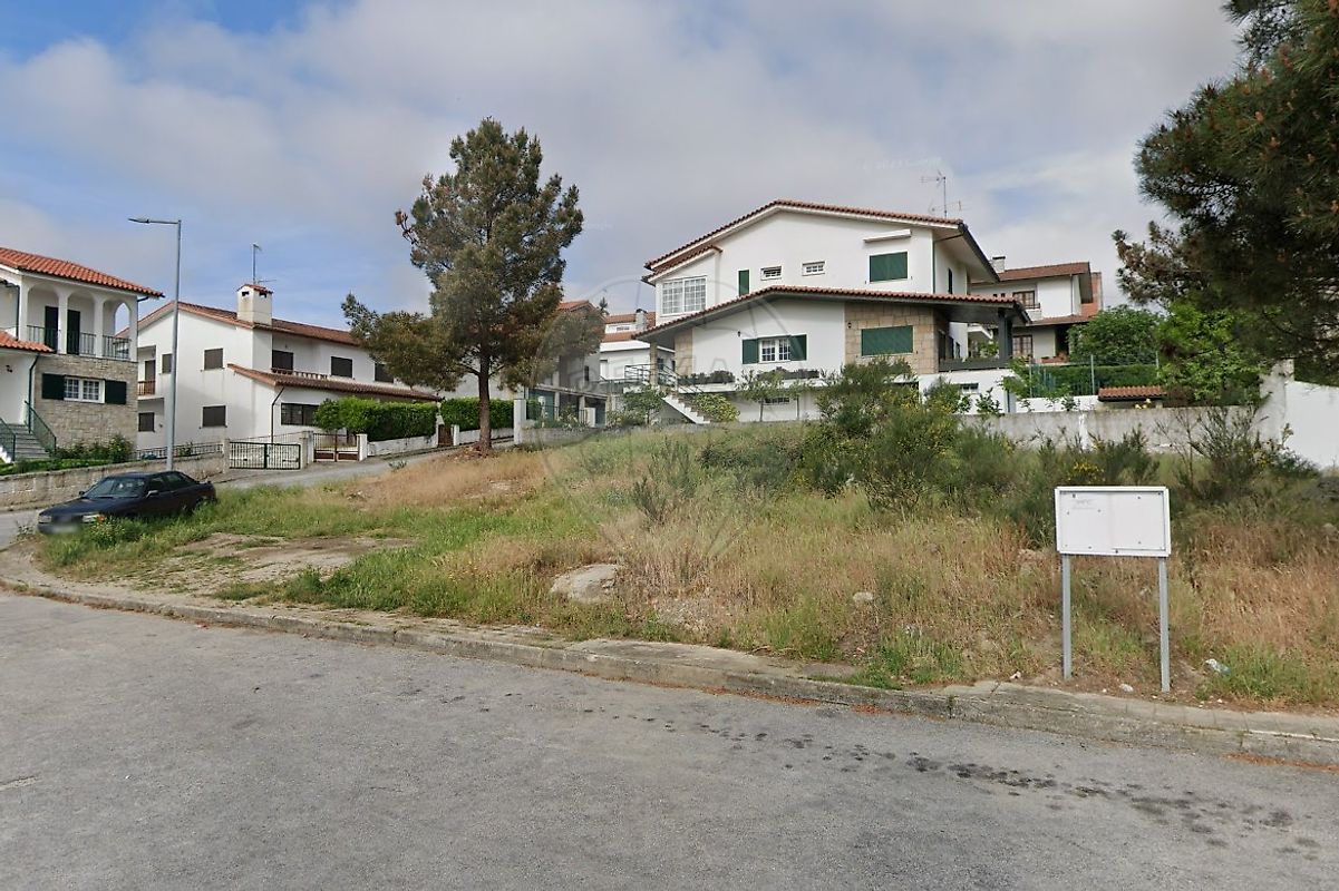 Terreno em Chaves