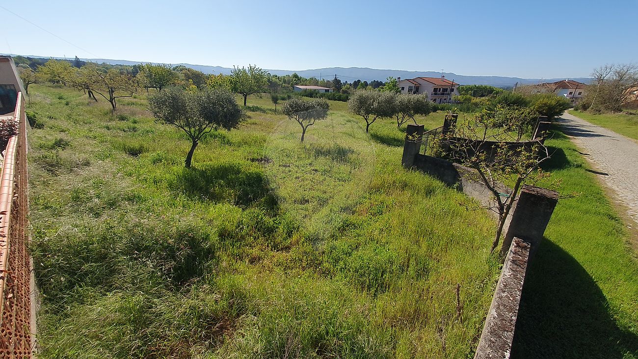 Land for sale in Chaves, Portugal — €350,000