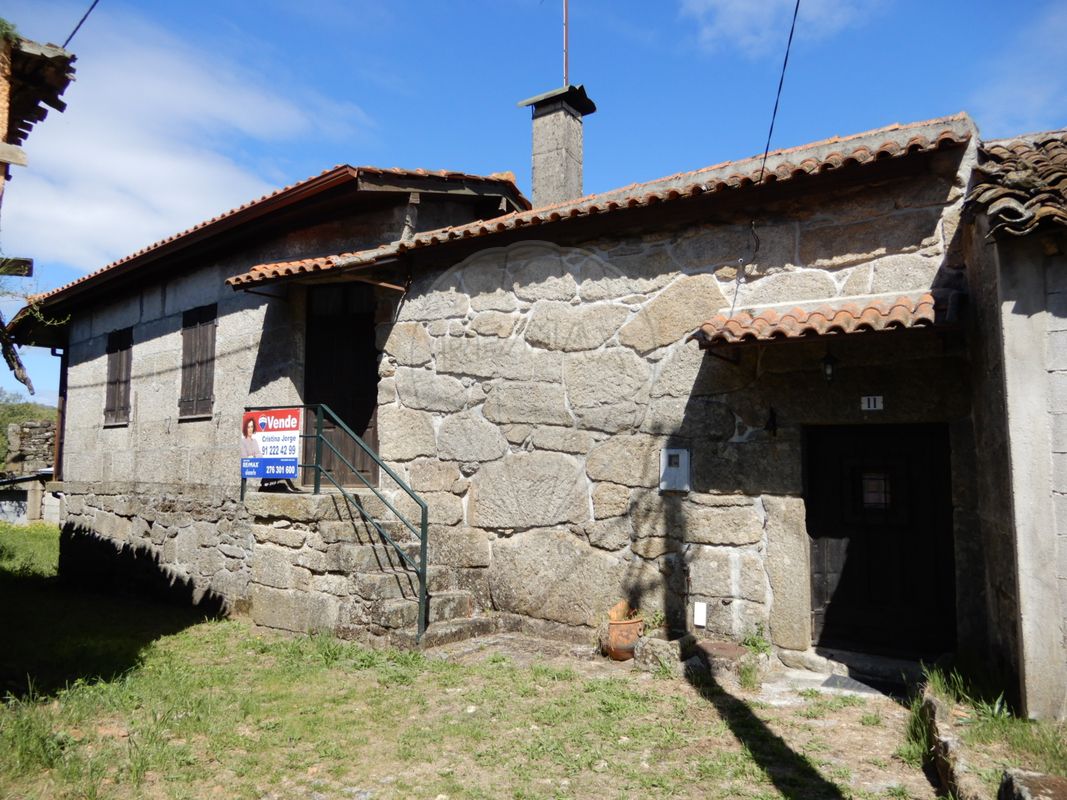 Moradia T2 para venda