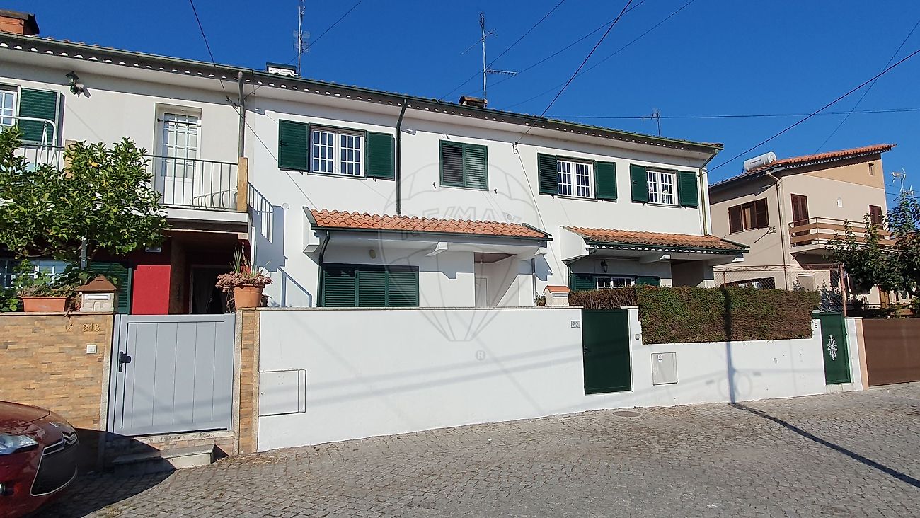 Moradia T3 à venda em Chaves